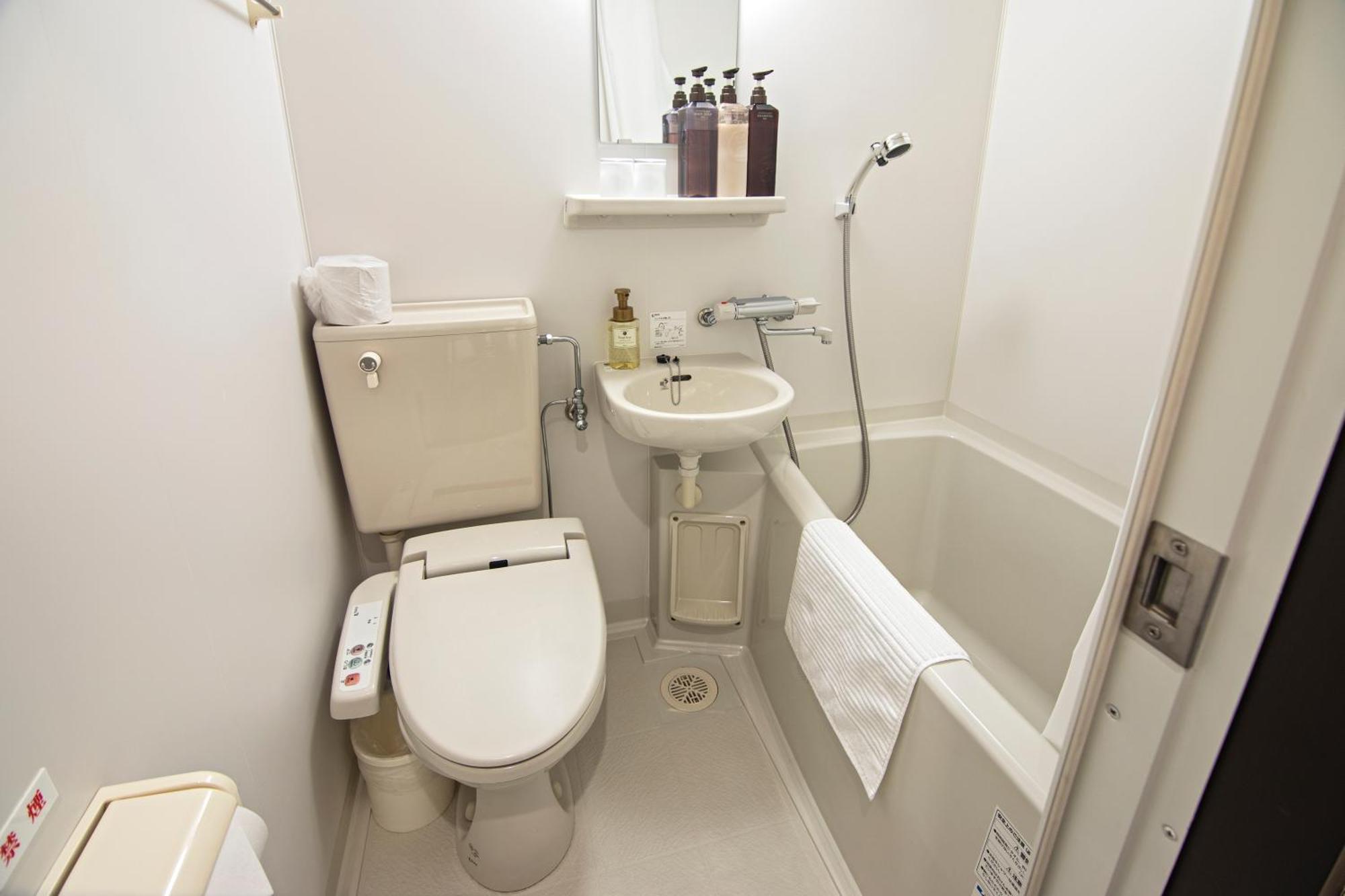Wonz Hotel Self-Check-In Osaka Ngoại thất bức ảnh